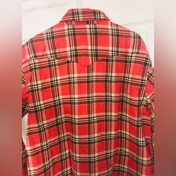 Levi’s button up - Picture 9 of 13